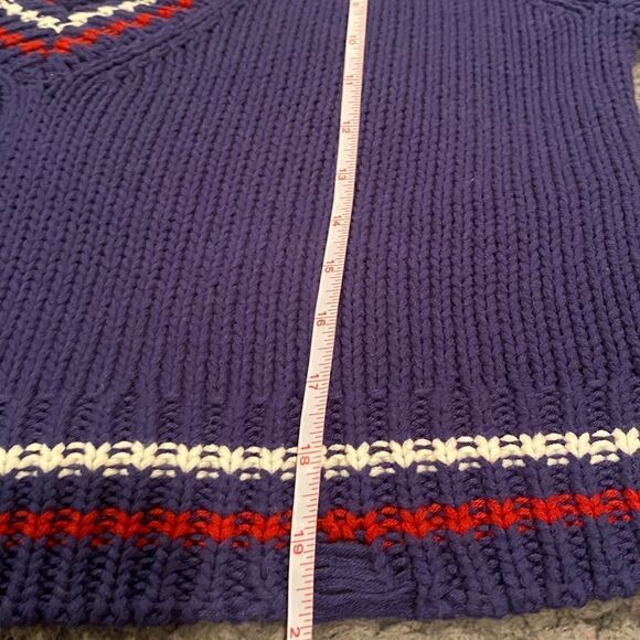 Lovers + Friends Navy Cropped Sweater Size Large V Neck - Picture 7 of 11